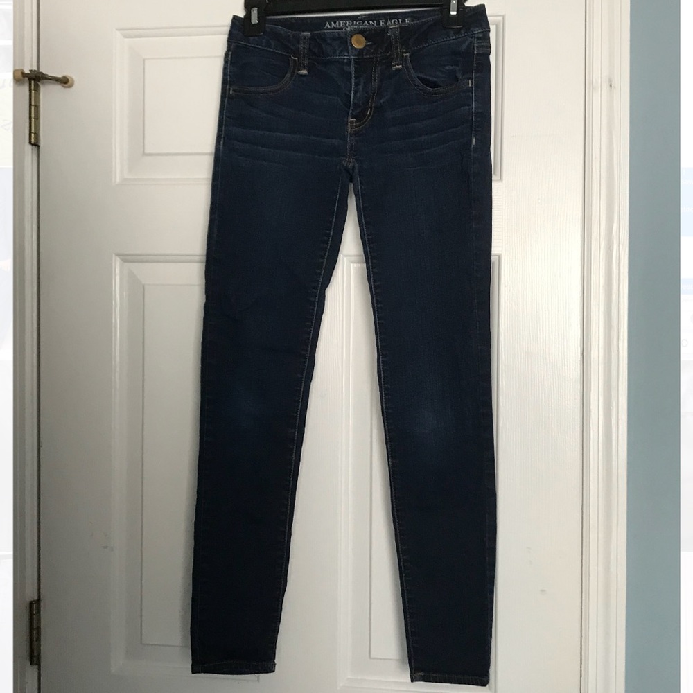 American Eagle 0 Short dark wash jegging